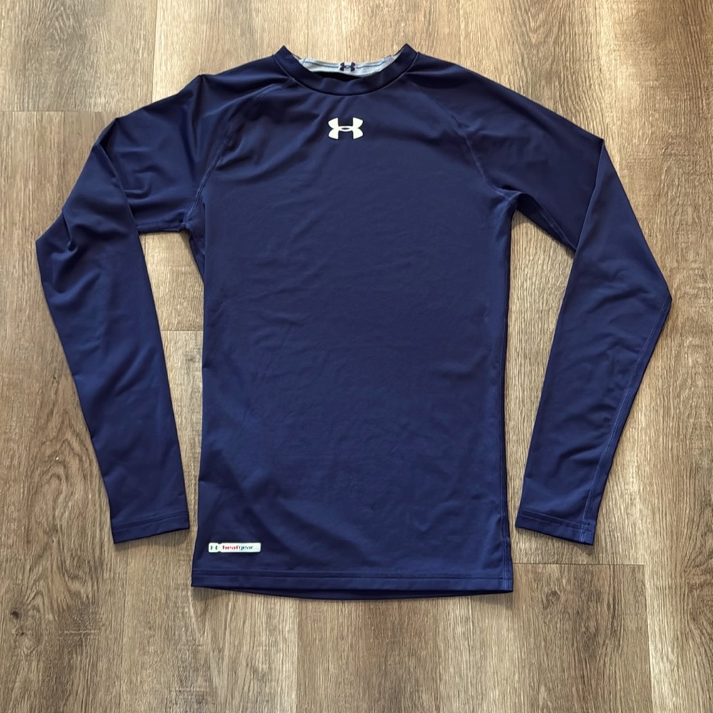 Under Armour long sleeve shirt size medium